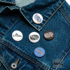 Set of pin buttons [TOWD] GIVE ME TOMOTAKA
